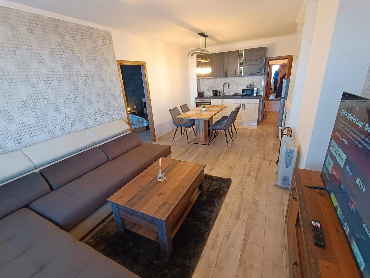 Apartment Viva 4 To The Door Complex Grand Monastery *